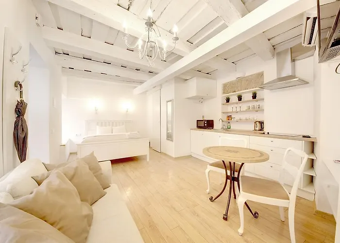 Zemaitijos St Studio Apartment